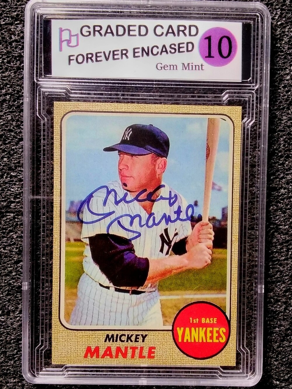 Mickey Mantle Topps Autograph Baseball Card Mint Condition